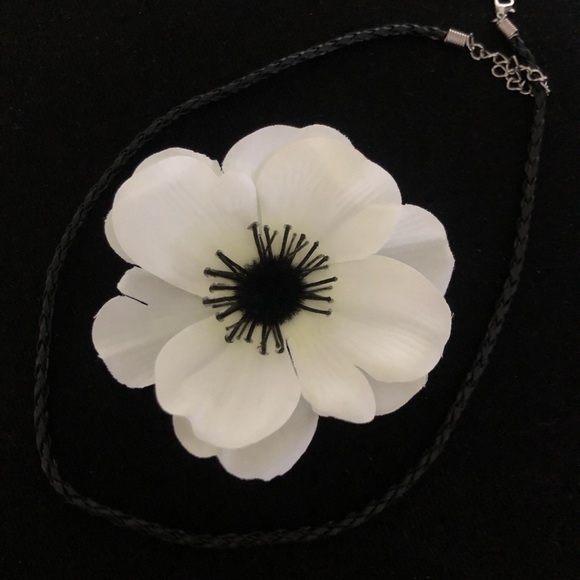 NECKLACE/LAPEL PIN/BROOCH INTERCHANGEABLE - Picture 6 of 6